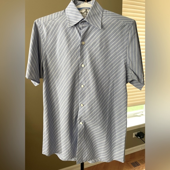 Kenneth Cole Blue and White Casual Button Down Shirt
Offers welcome
2+15%off - Picture 1 of 6